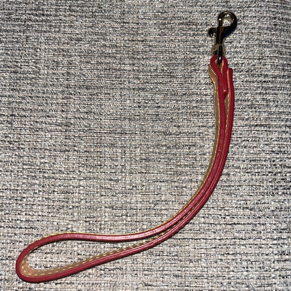 Dooney & Bourke White and Black Wristlet - Picture 4 of 7